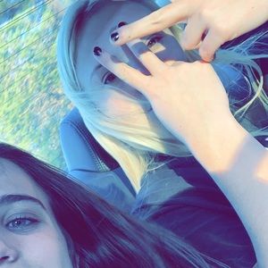 Meet your Posher, Katelyn